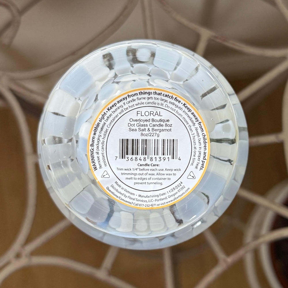 Glass Candle — Sea Salt & Bergamot - 8 Oz, Overjoyed Boutique - Picture 8 of 12